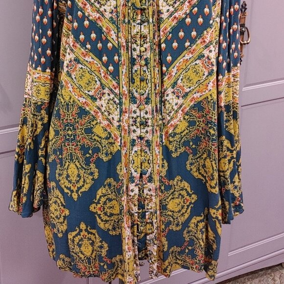 BOHO Top, Free People Brand, Large size, Muli Coloured - Picture 2 of 8